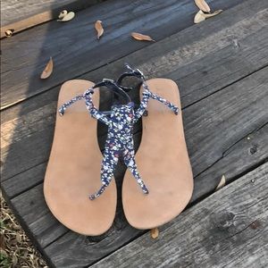 Size 9 floral sandals